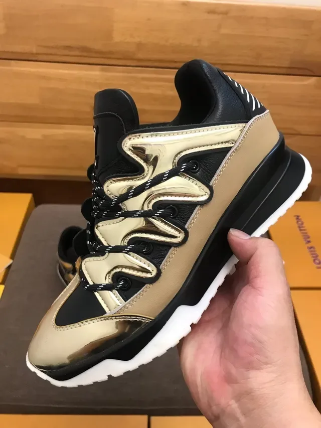 Louis Vuitton LV Trainer Black Gold Chunky Silhouette Metallic Wave Overlay Lifestyle Sneakers 4