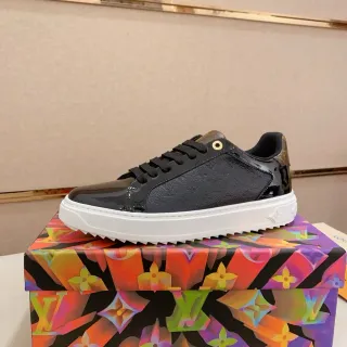 Louis Vuitton LV Trainer Negro Multicolor Brillante Verniz Capuchón de dedo Grabado Monograma Cuero Lifestyle Sneakers