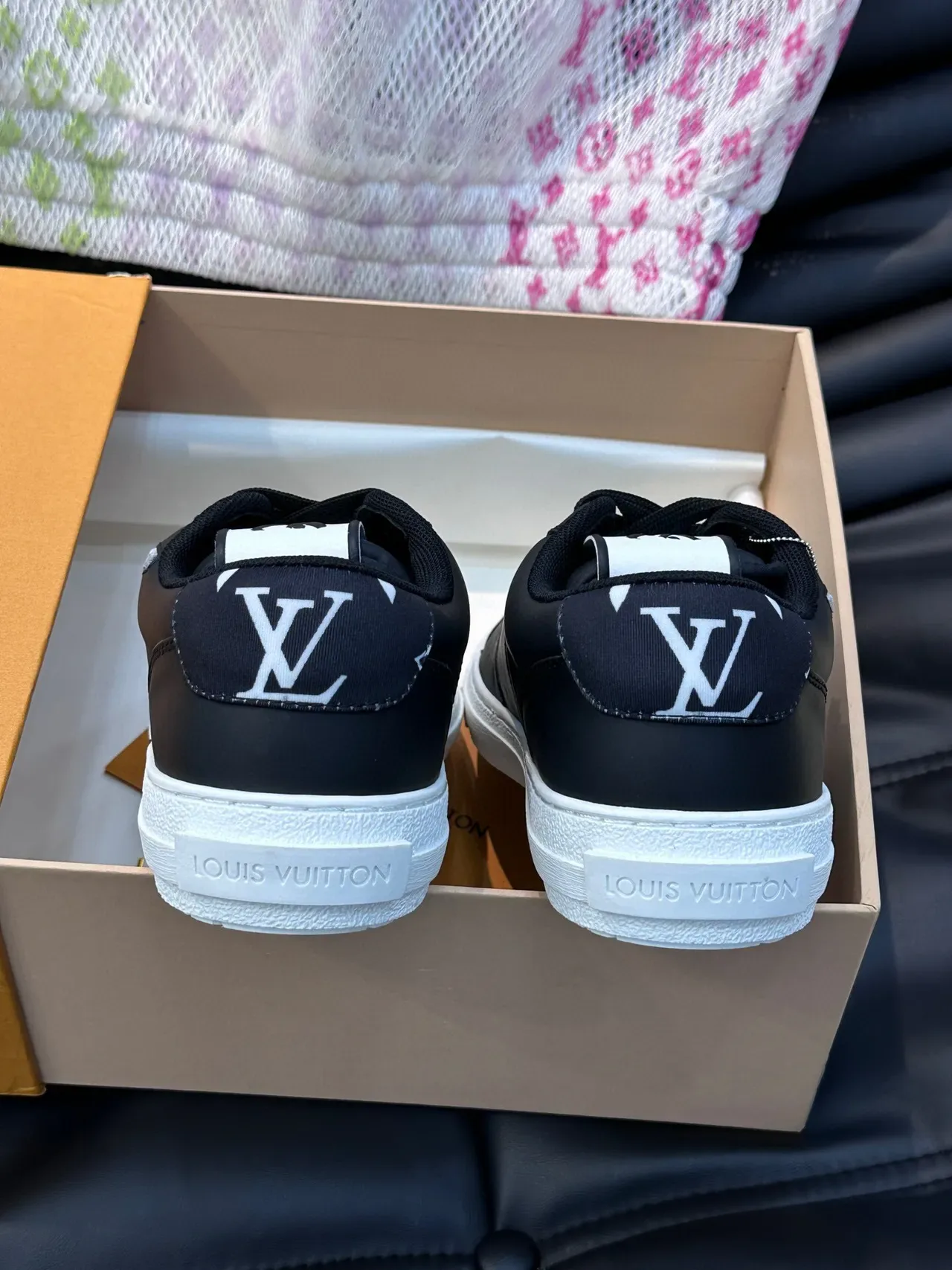 Louis Vuitton LV Trainer Black White Leather Upper Low-Top Lifestyle Sneakers 5