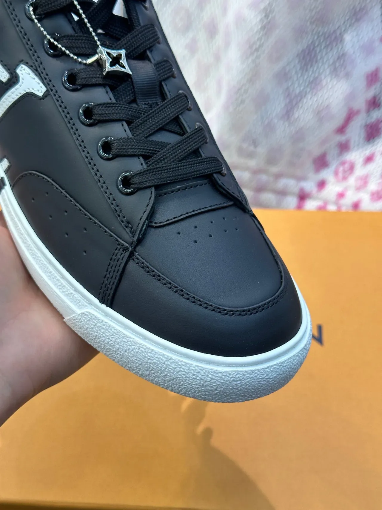 Louis Vuitton LV Trainer Black White Leather Upper Low-Top Lifestyle Sneakers 7