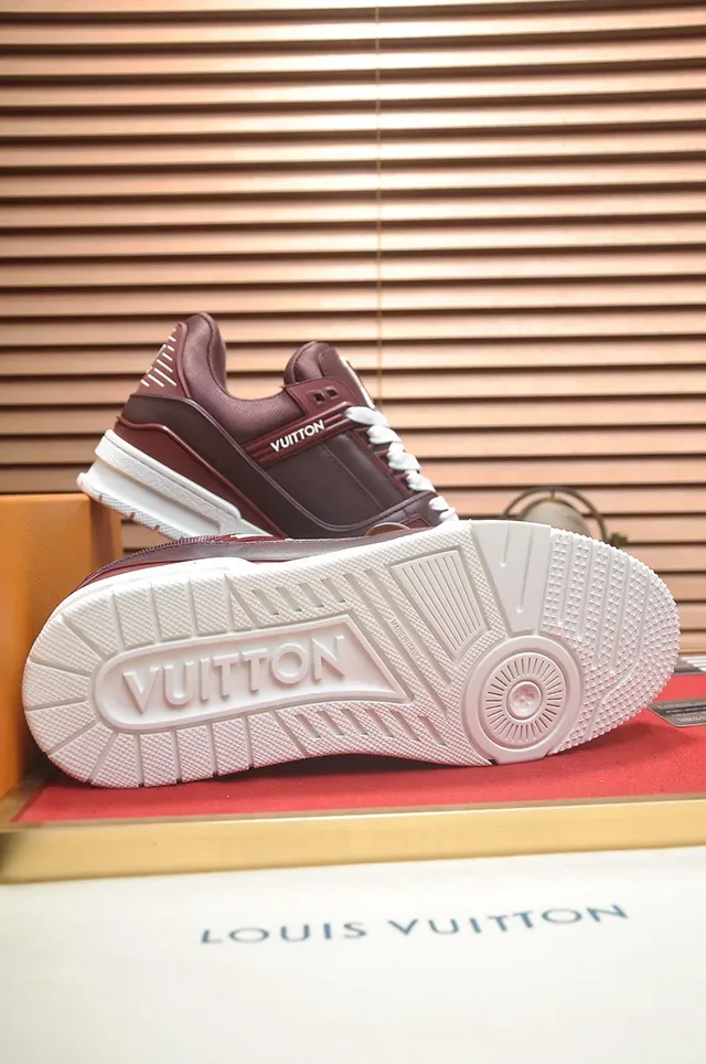 Louis Vuitton LV Trainer Bourgogne Blanc Cuir Supérieur Semelle Médiane Épaisse Lifestyle Sneakers 3