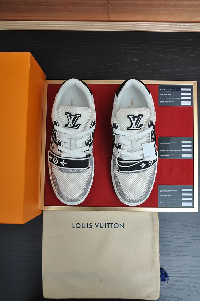 Louis Vuitton LV Trainer Gray Black Monogram Canvas Oversized Logo Lifestyle Sneakers 5