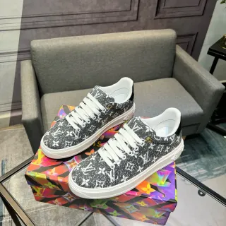 Louis Vuitton LV Trainer Gris Blanco Monograma Lona Low-Top Lifestyle Sneakers