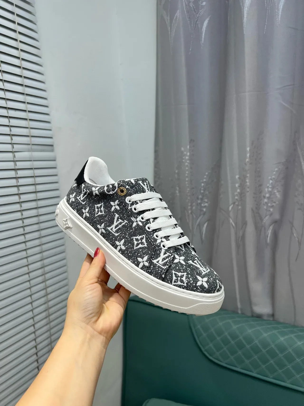 Louis Vuitton LV Trainer Gray White Monogram Canvas Low-Top Lifestyle Sneakers 5