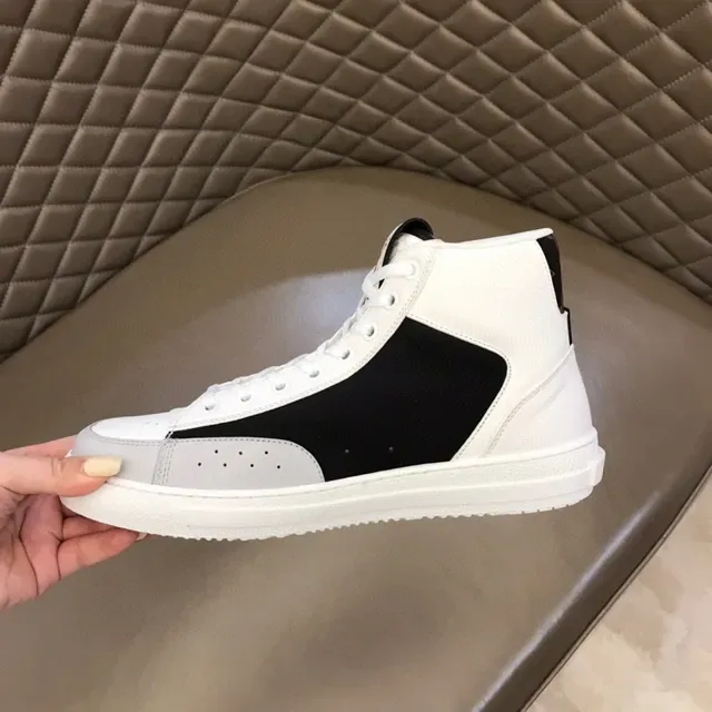 Louis Vuitton LV Trainer Chaussures Lifestyle Cuir Blancs Noirs Hautes 2