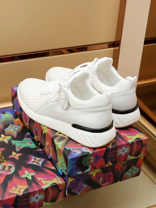 Louis Vuitton LV Trainer White Black Knit Mesh Upper Integrated Tongue Lifestyle Sneakers 4