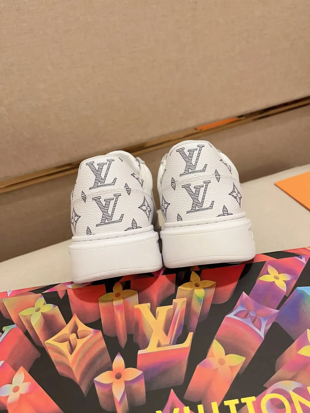 Louis Vuitton LV Trainer White Black Pebbled Leather Monogram-Print Heel Lifestyle Sneakers 8