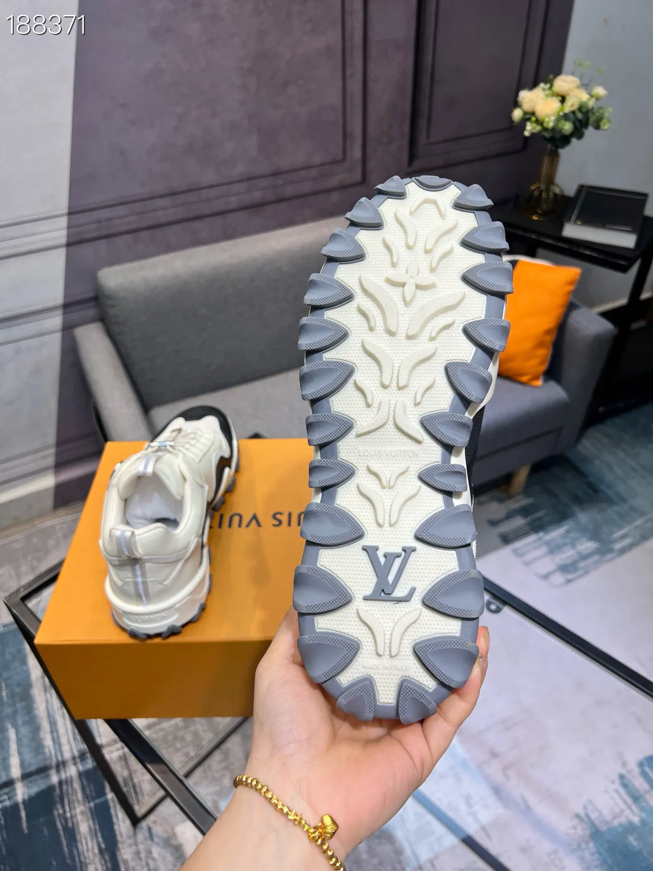 Louis Vuitton LV Trainer White Black Sole Sculpted Wave Midsole Chunky Sneakers 3