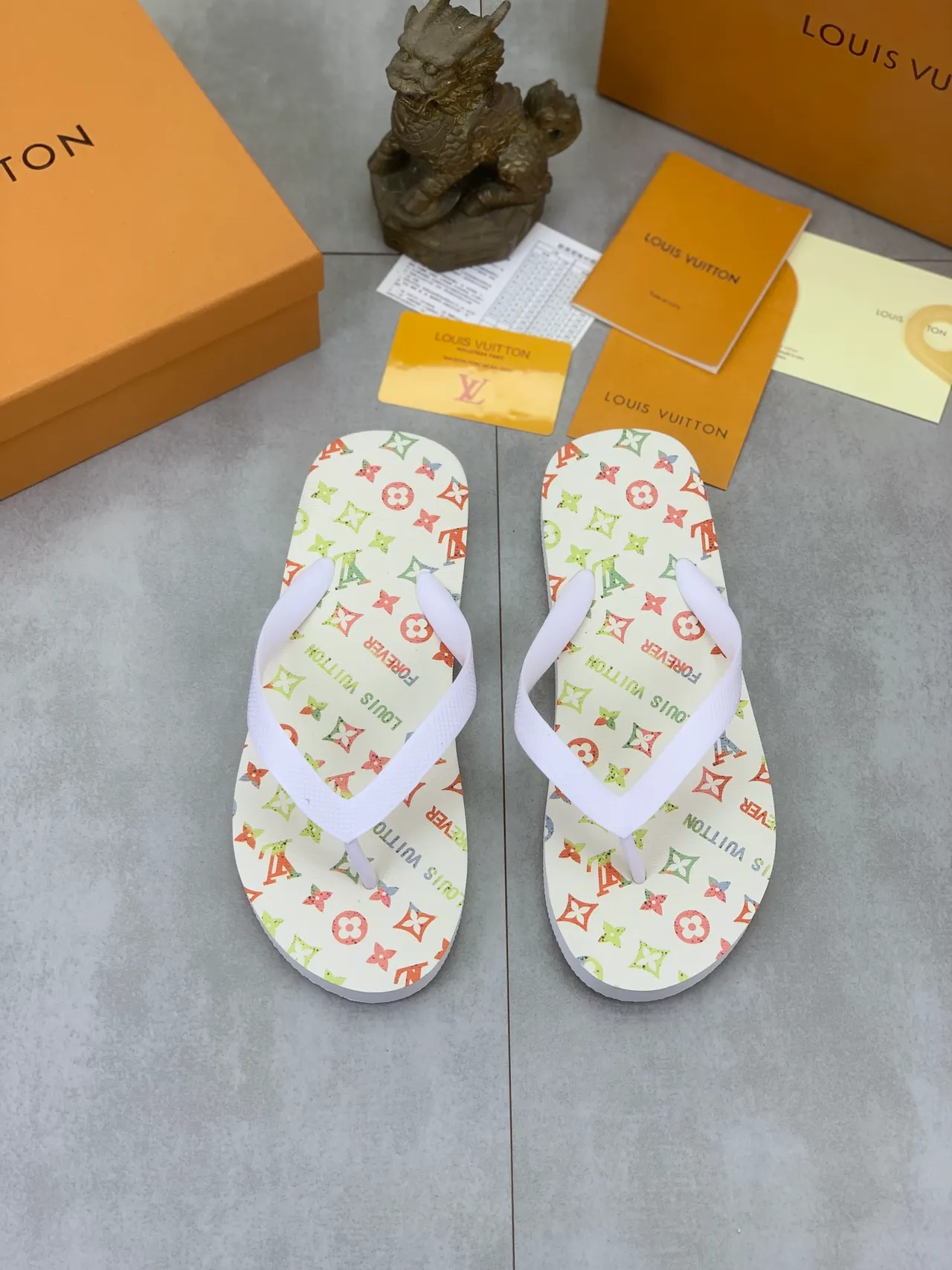 Louis Vuitton Monogram and Graphic Print Slippers 5