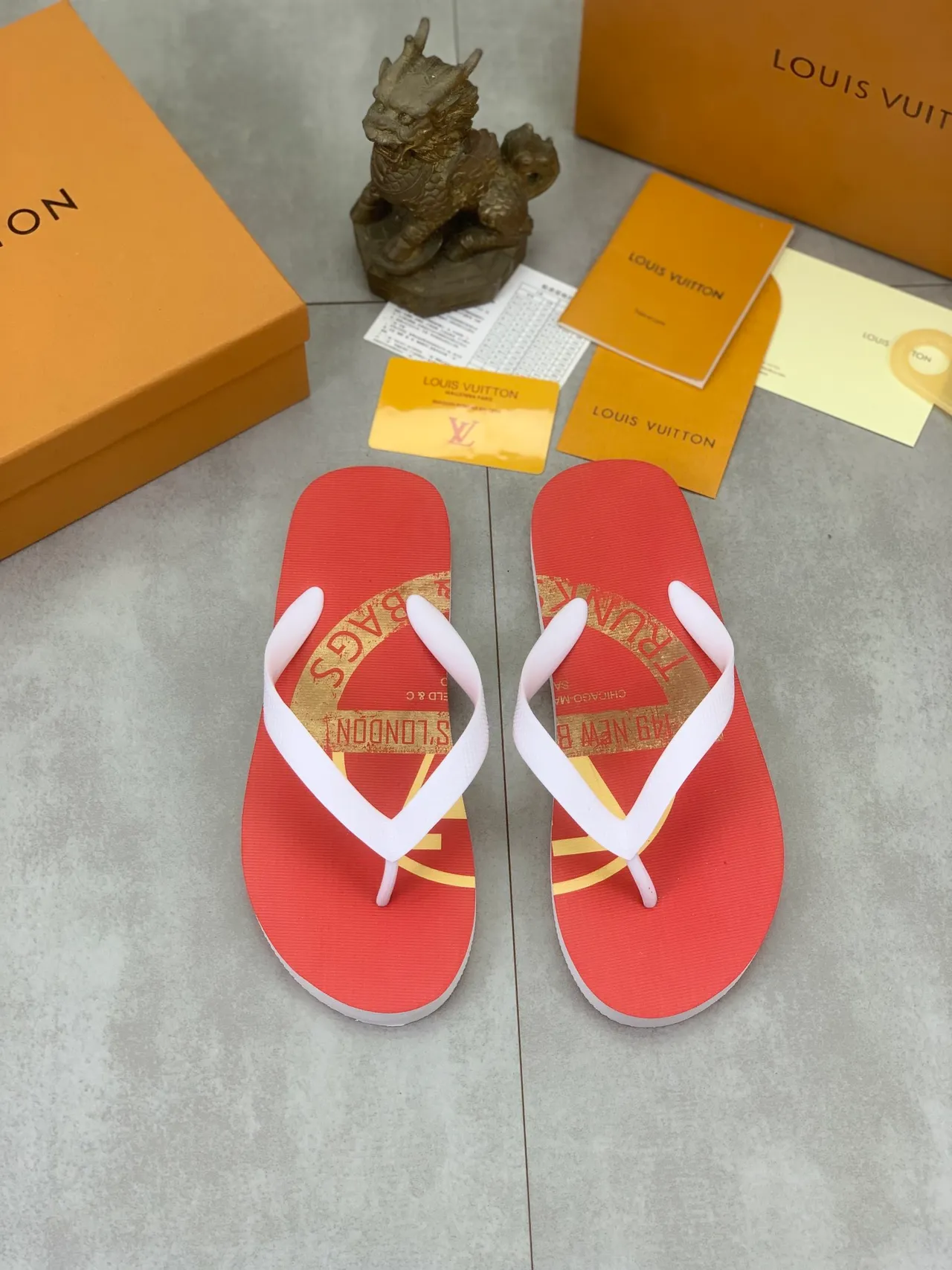 Louis Vuitton Monogram and Graphic Print Slippers 10