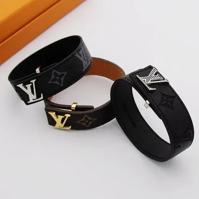 Louis Vuitton Monogram और लेदर चौड़ी LV बकल ब्रेसलेट 4