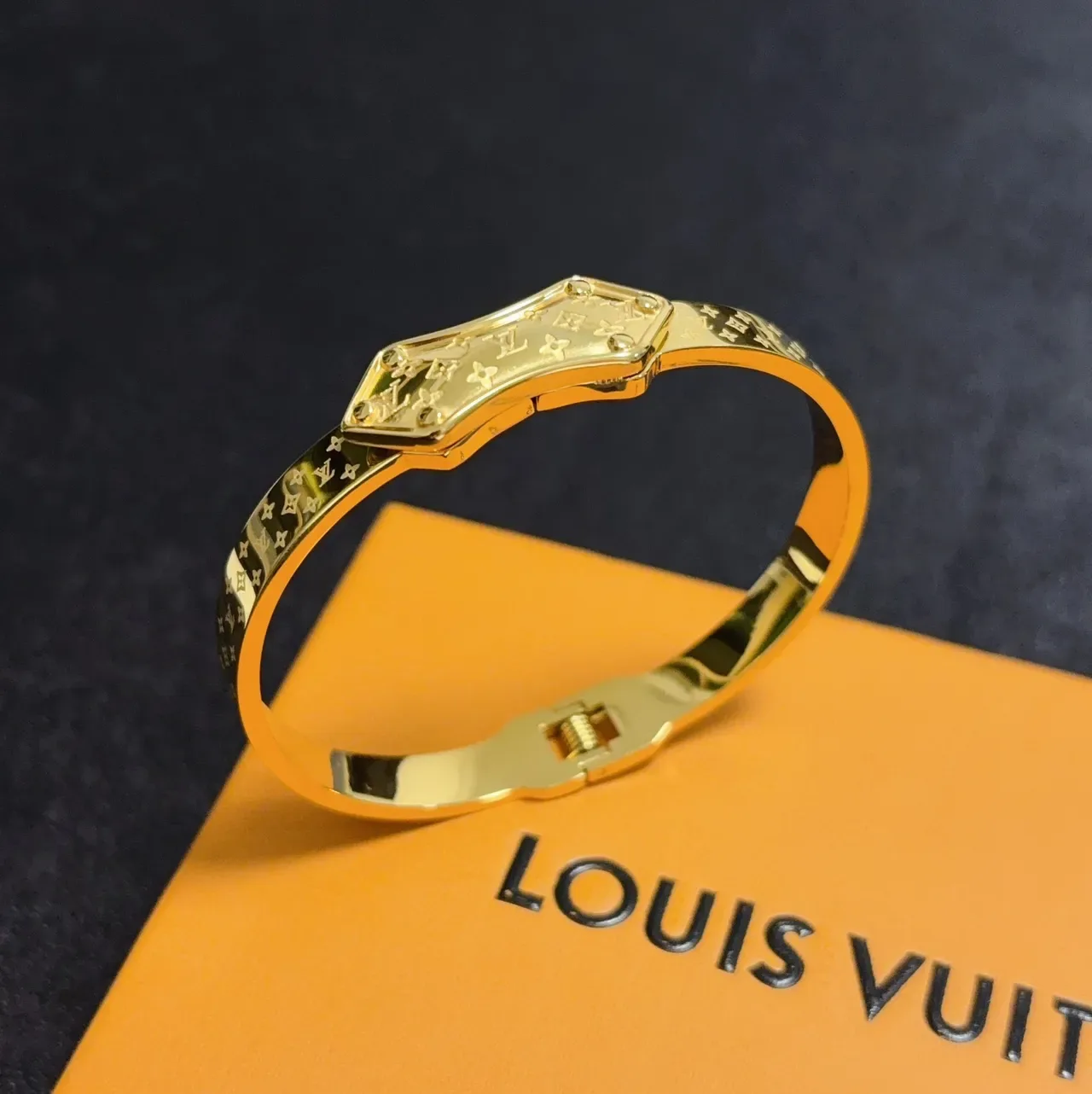 Louis Vuitton Monogram Bangle Gold-Tone Metal Bracelet 5