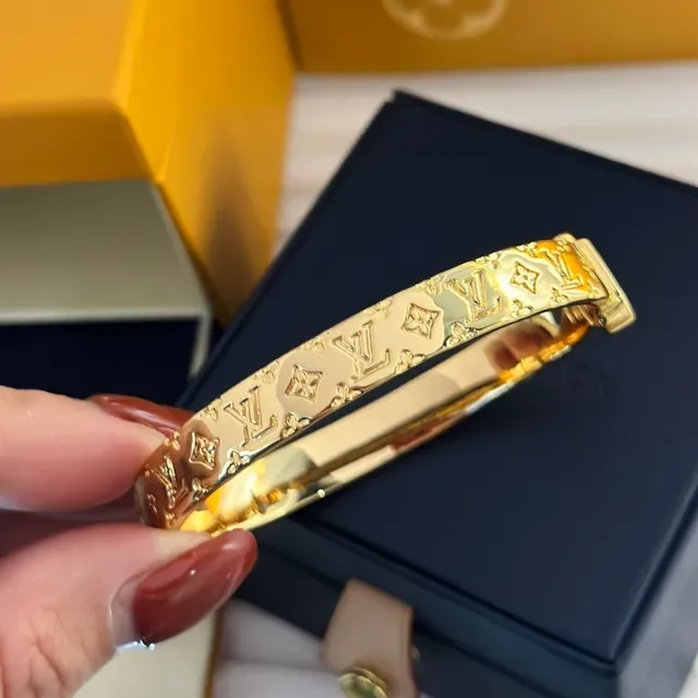 Louis Vuitton Monogram Bracelet Gold Hinged Bangle Bracelet 8