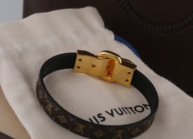 Louis Vuitton Monogram Canvas and Leather Buckle Bracelet 8