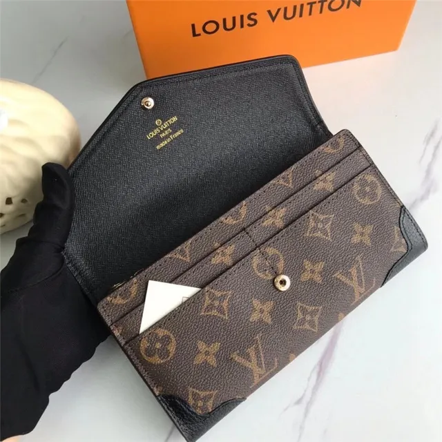 Louis Vuitton Monogram Canvas এবং লাল চামড়ার লম্বা ওয়ালেট 6