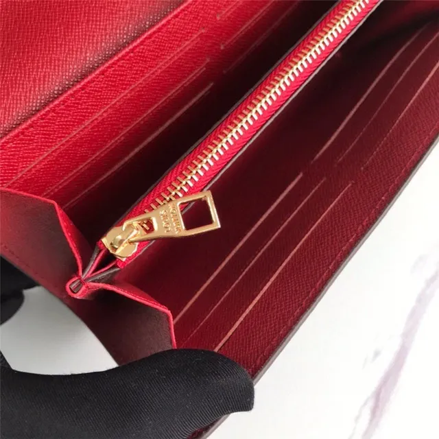 Louis Vuitton Monogram Canvas এবং লাল চামড়ার লম্বা ওয়ালেট 11