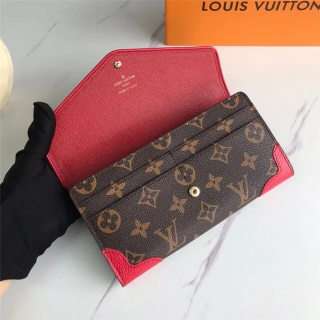 Louis Vuitton Monogram Canvas এবং লাল চামড়ার লম্বা ওয়ালেট 15