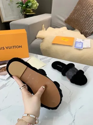Louis Vuitton Monogram Canvas Black Fur Trim Slippers 5