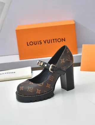 Louis Vuitton Monogram toile sangle patent Mary Jane chaussures 3