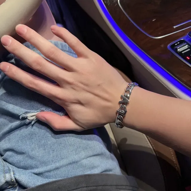 Louis Vuitton Monogram Chain Silver Bracelet 4