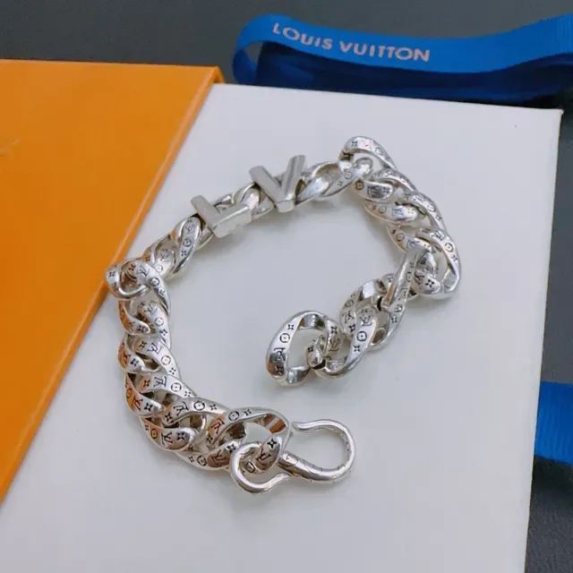 Louis Vuitton Monogram Chain Silver Bracelet 5