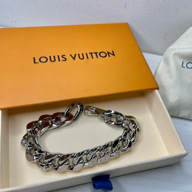 Louis Vuitton Monogram Curb-Link Silver Bracelet 3