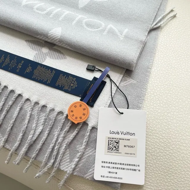 Louis Vuitton Monogram Cinza Branco Franzido Cashmere Cachecol 3