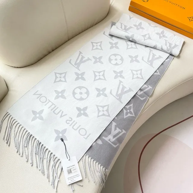 Louis Vuitton Monogram Cinza Branco Franzido Cashmere Cachecol 5