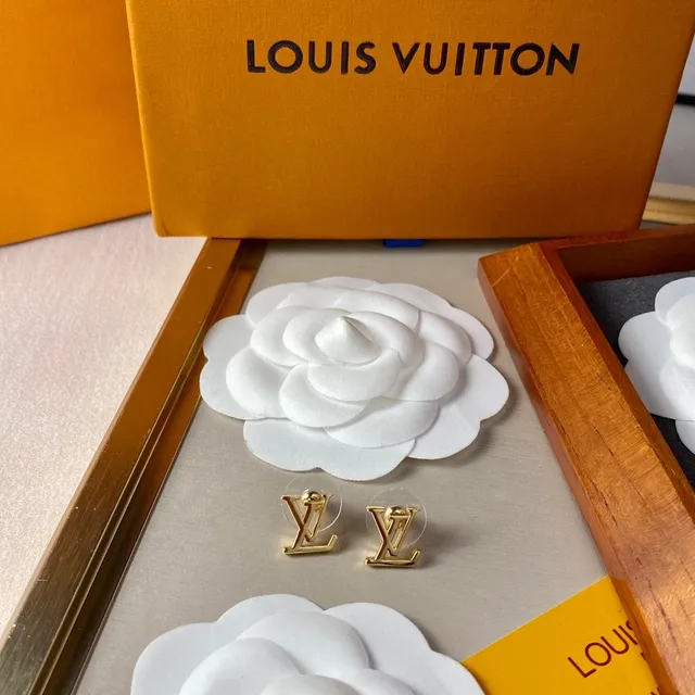 Louis Vuitton Monogram Logo Stud Earrings 7