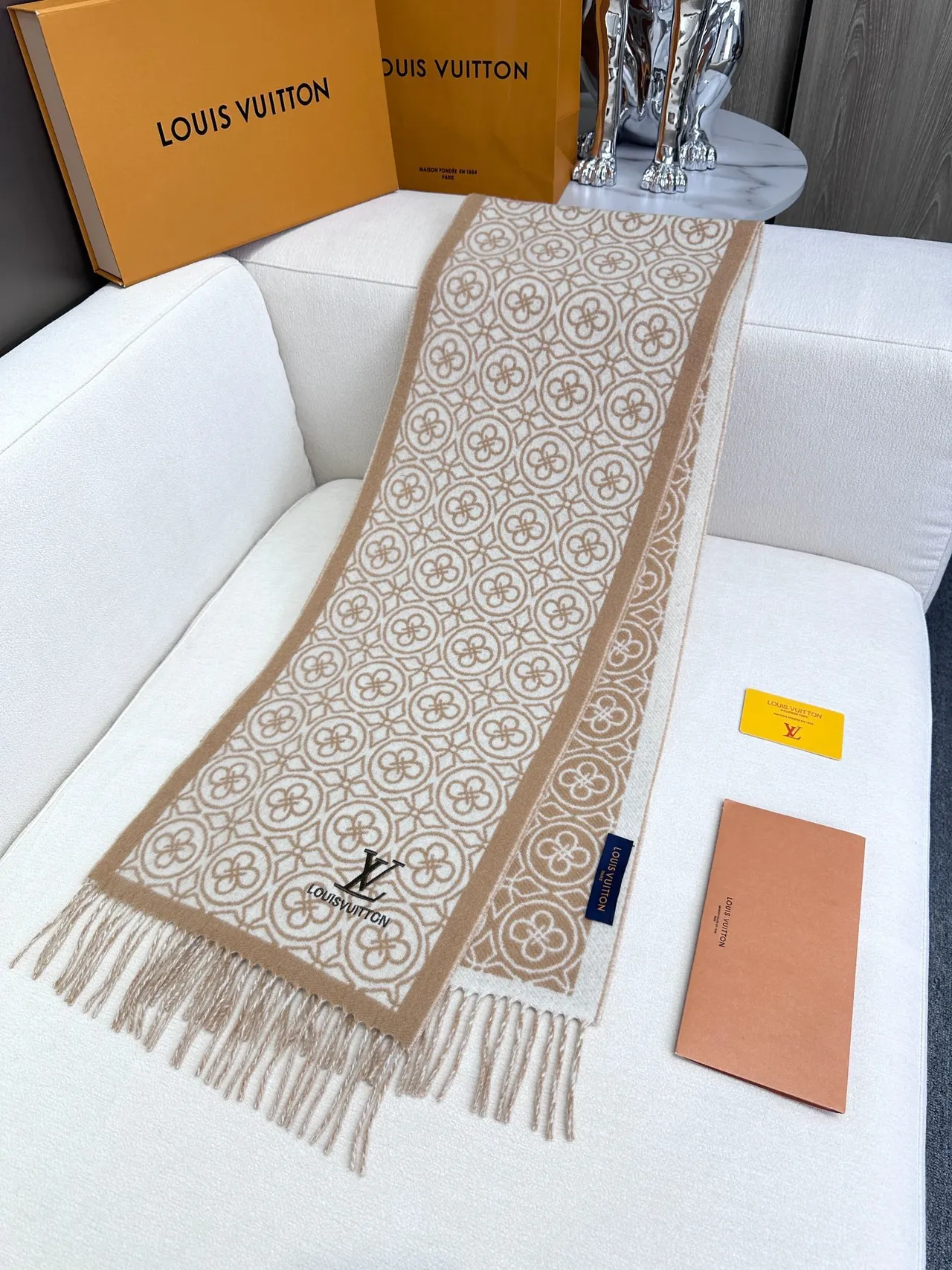 Louis Vuitton Monogram-Print Beige-on-Cream Woven Shawl 7