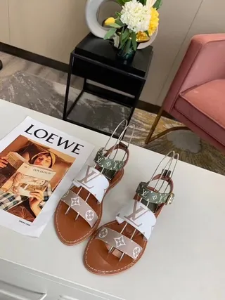 Louis Vuitton estampado de monograma multi-cinta sandalias planas casuales 6