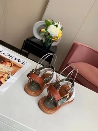 Louis Vuitton estampado de monograma multi-cinta sandalias planas casuales 9