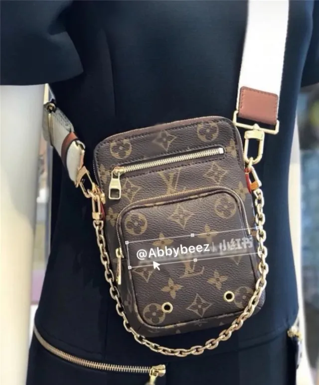 Louis Vuitton Multi Pochette Accessoires Brown Gold Monogram Canvas Chain Strap Messenger Bag 9