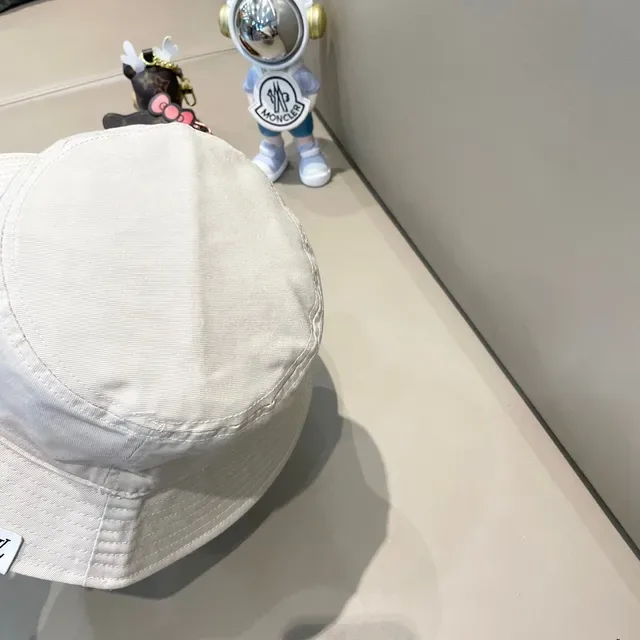 Louis Vuitton Multicolor Monogram Print Bucket Hat 9