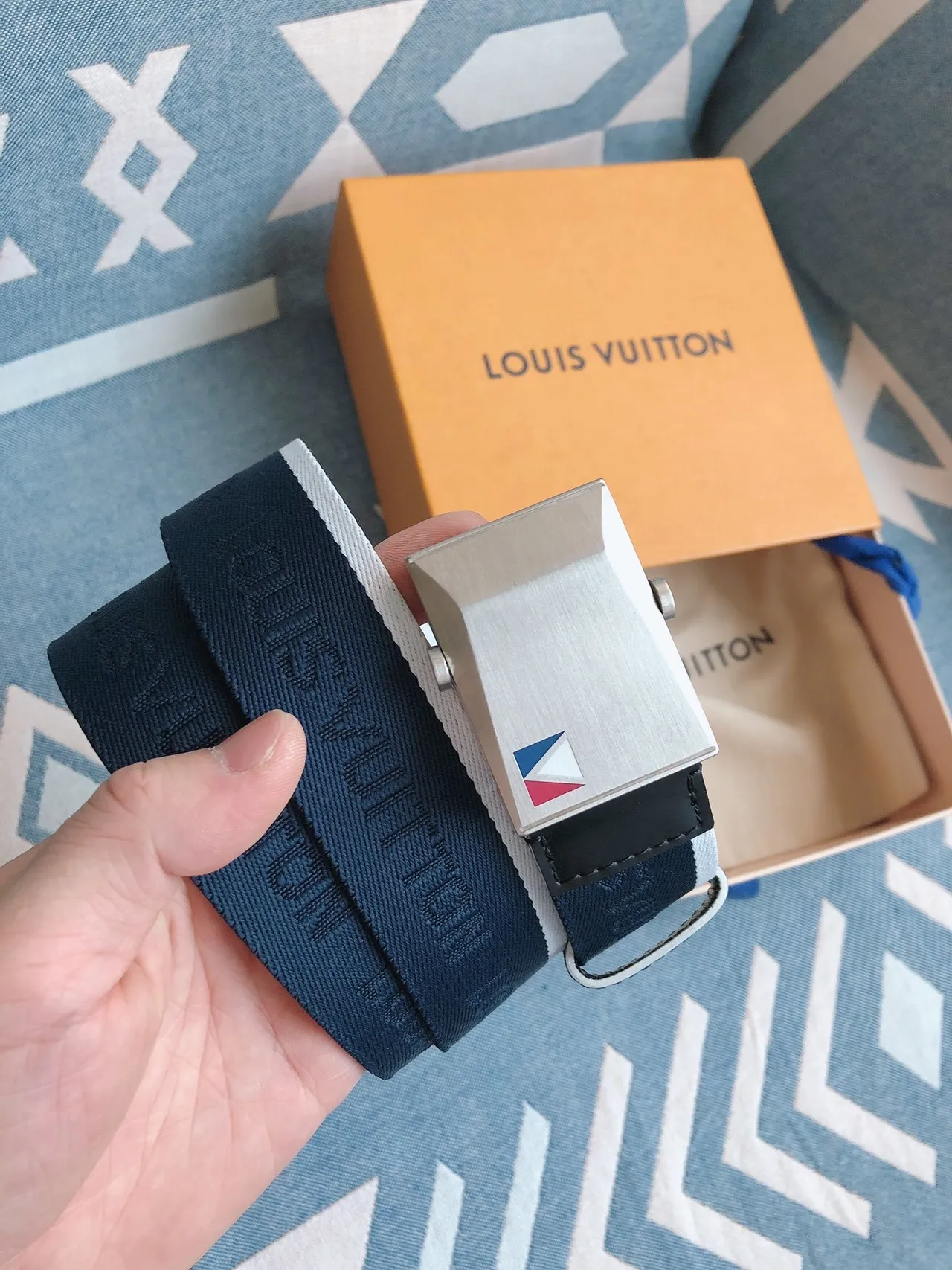 Louis Vuitton Navy Blue Woven Nylon Strap Brushed Metal Buckle Canvas Belt 2