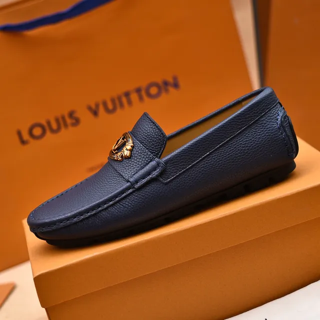 Louis Vuitton Navy Gold Pebbled Leather LV Medallion Loafer 5
