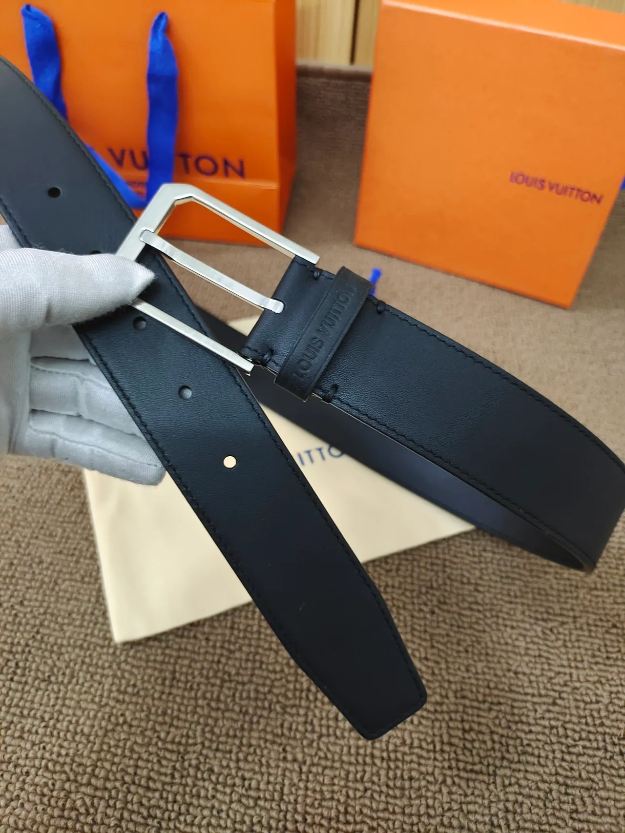 Louis Vuitton Navy Silver Smooth Polished Buckle Leather Belt 6