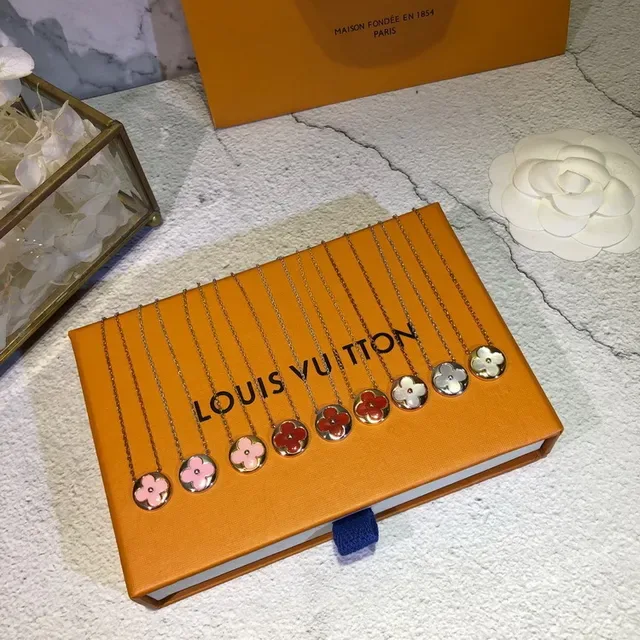 Louis Vuitton Orange Gold Flower-Shaped Enamel Pendants Chains Necklace 9