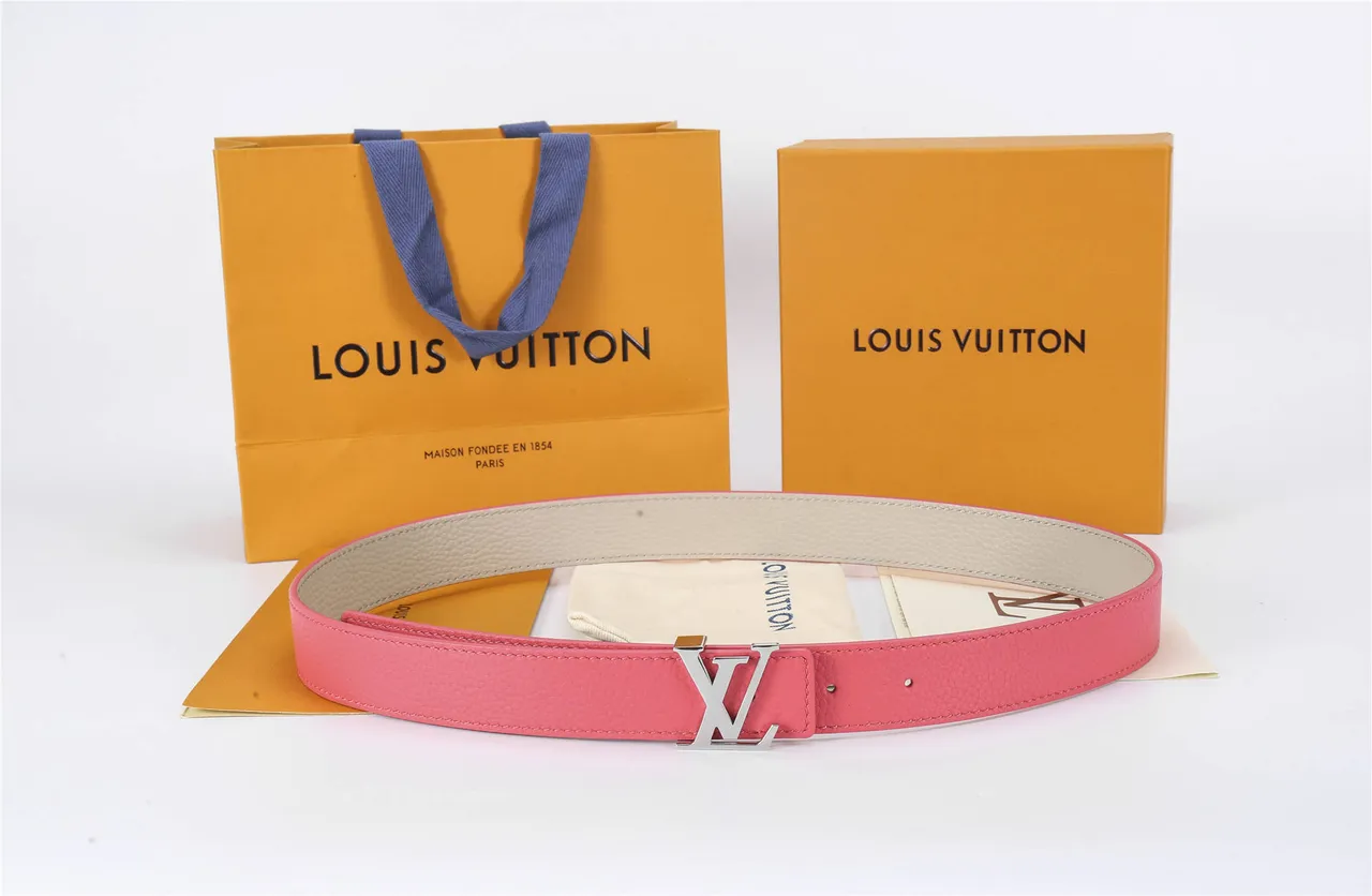 Louis Vuitton Pink Silver Pebbled Monogram Buckle Leather Belt 8