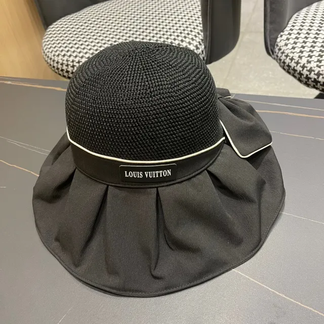 Louis Vuitton Pleated Brim Woven Bucket Hat 9