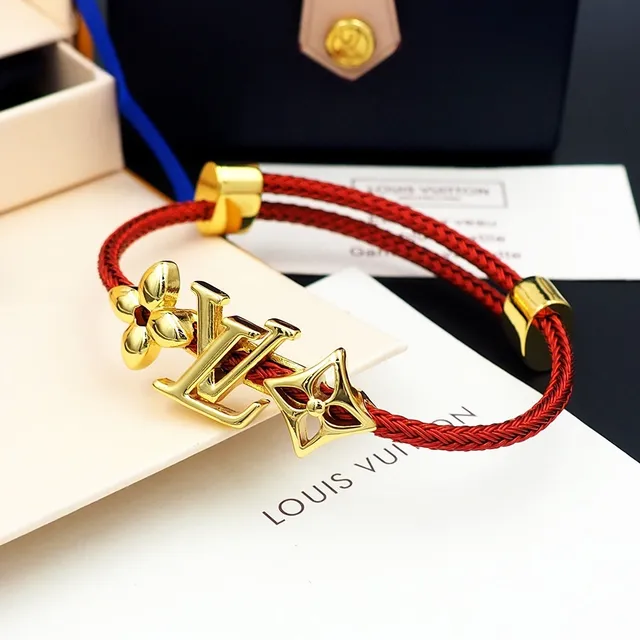 Louis Vuitton bracelete de cordão trançado vermelho tom dourado monograma flor charme 2