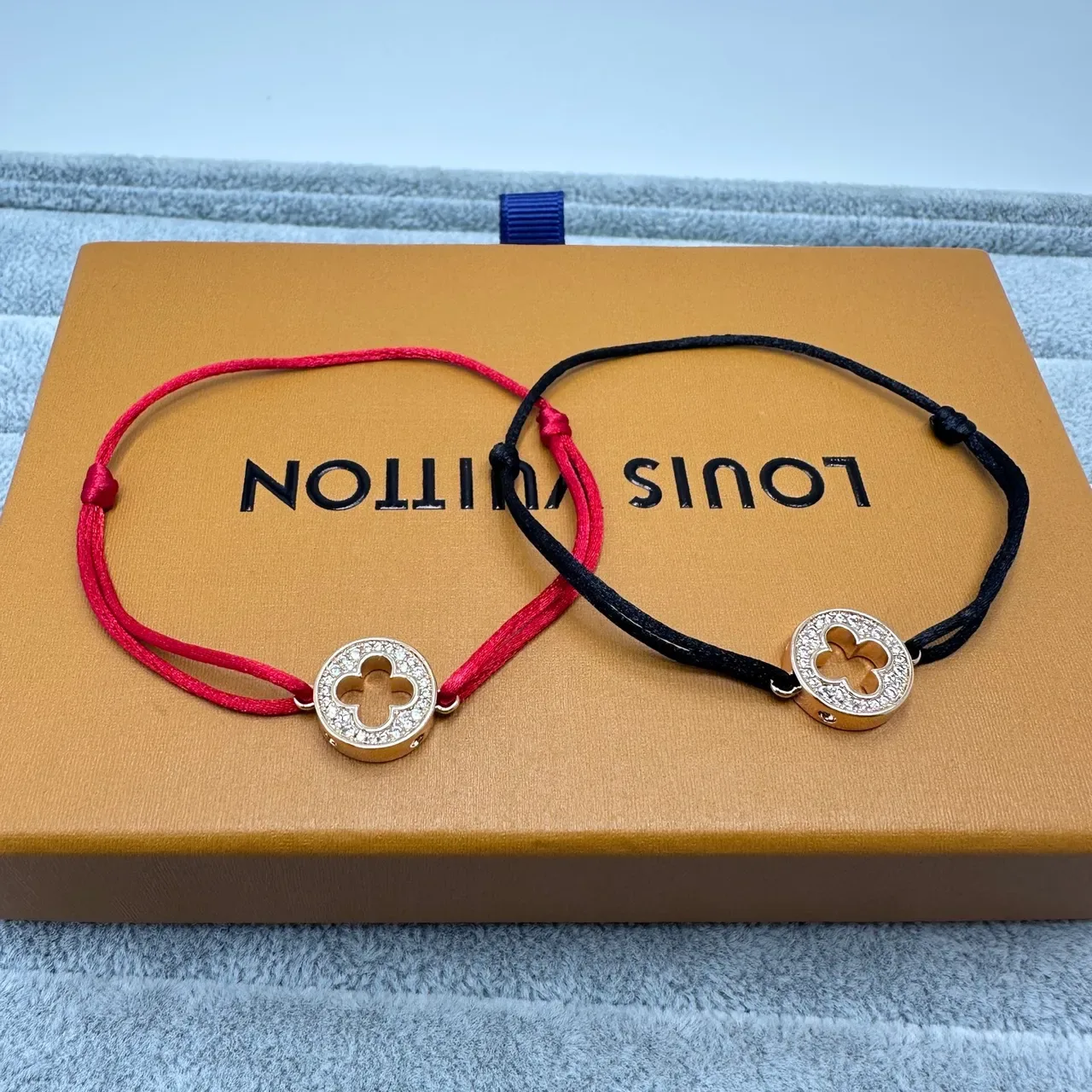 Louis Vuitton Red Gold Silk-Like Cord Circular Pavé Crystal Charm Bracelet 2