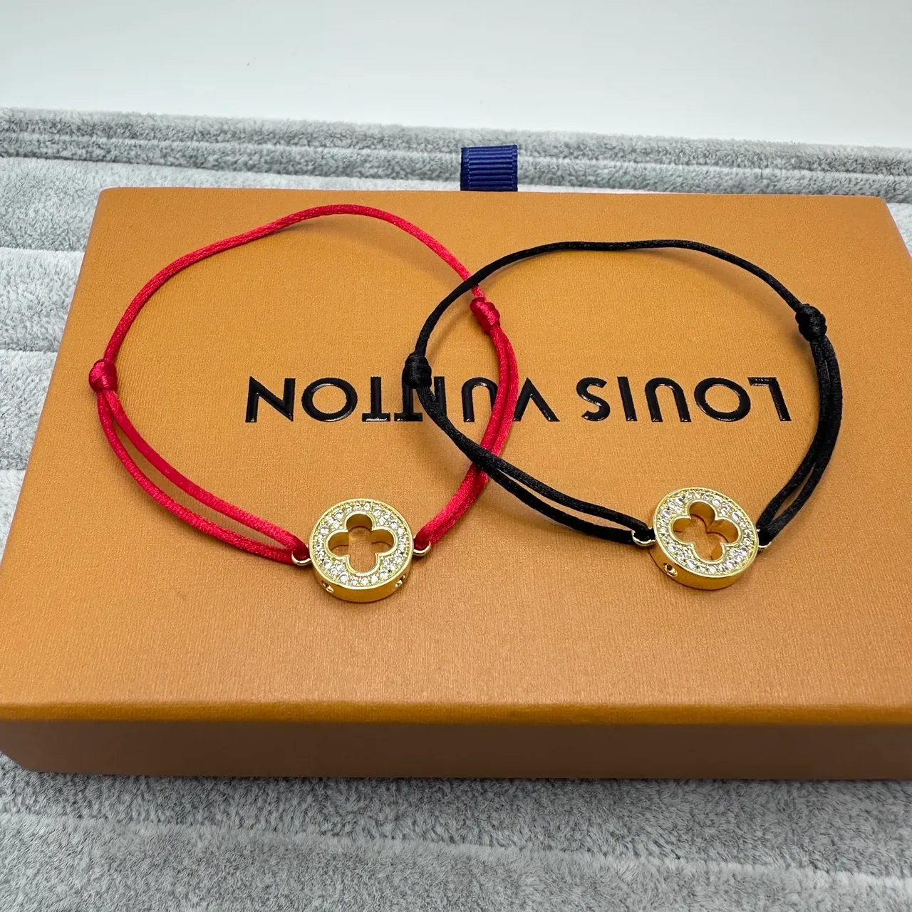 Louis Vuitton Red Gold Silk-Like Cord Circular Pavé Crystal Charm Bracelet 4