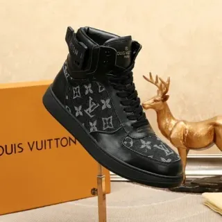 Louis Vuitton Run Away Negro Monogram High-Top Lifestyle Sneakers