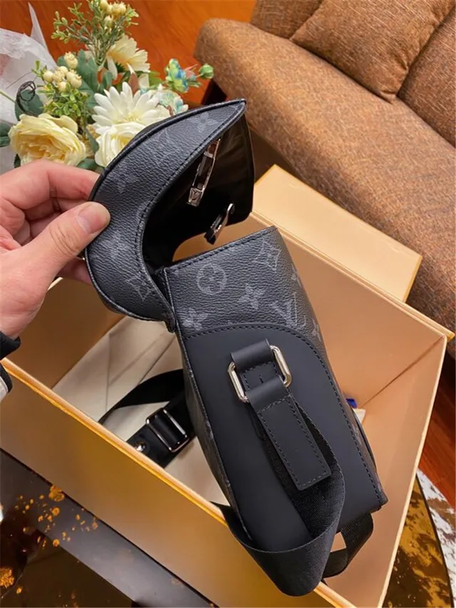 Louis Vuitton Run Away cinza preto Monogram lona revestida fechamento flap-top bolsa mensageiro 5