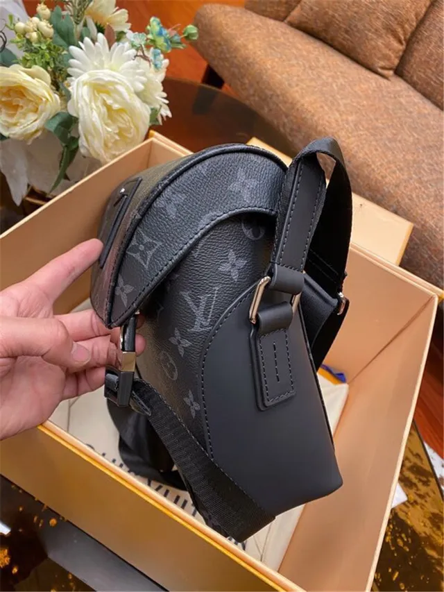 Louis Vuitton Run Away cinza preto Monogram lona revestida fechamento flap-top bolsa mensageiro 7