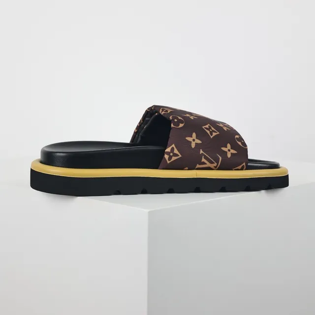 Louis Vuitton Run Away Monogram Canvas Slippers 7