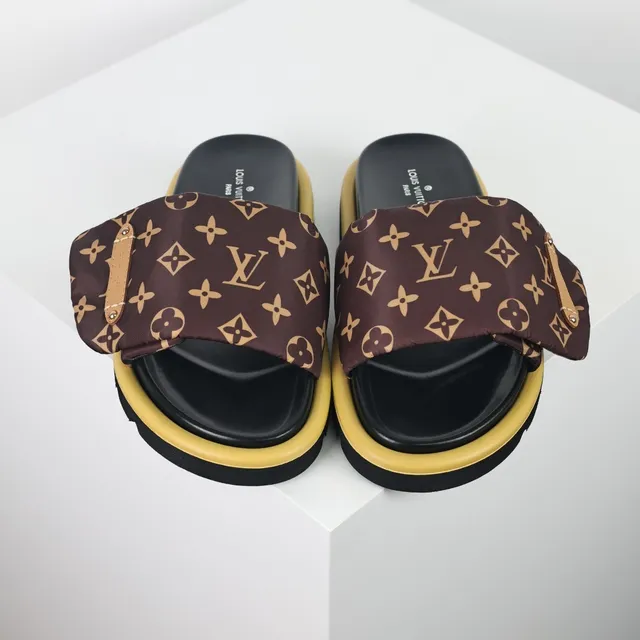 Louis Vuitton Run Away Monogram Canvas Slippers 8