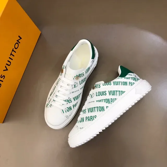 Louis Vuitton Run Away Sneakers Lifestyle Blancs et Verts avec Impression de Logo 8