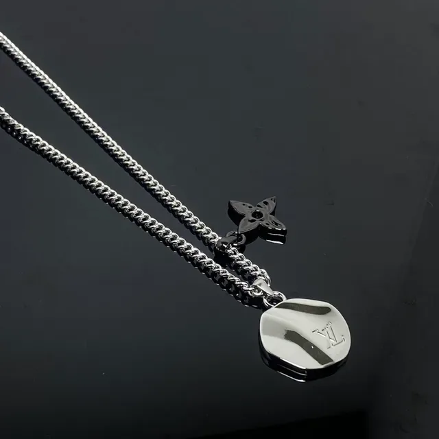 Louis Vuitton Silver Black Polished Oval Pendant Necklace 3